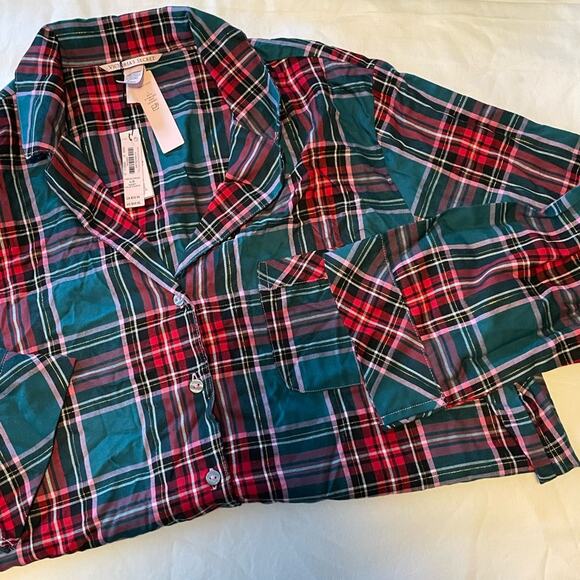 Victorias Secret Flannel Pajama Set NWT - Picture 2 of 9